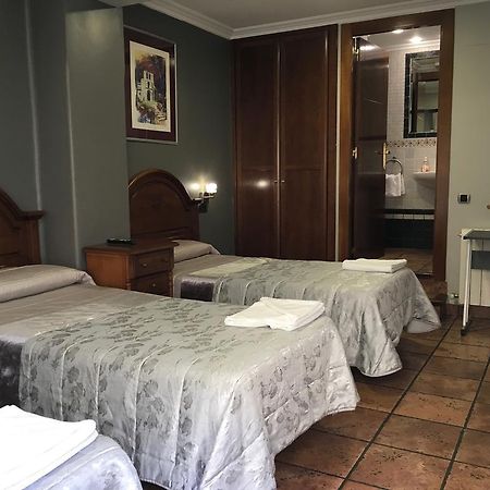 Pension La Redonda Logroño Buitenkant foto